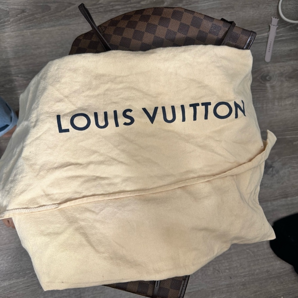 Used LV